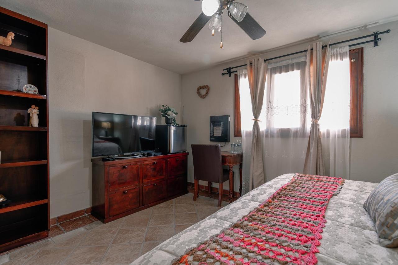سان ميغيل دي الليندي Casa Maricela B&B المظهر الخارجي الصورة